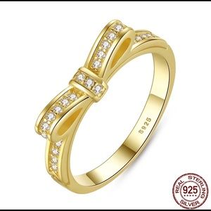 Beautiful Gold Tie Ring